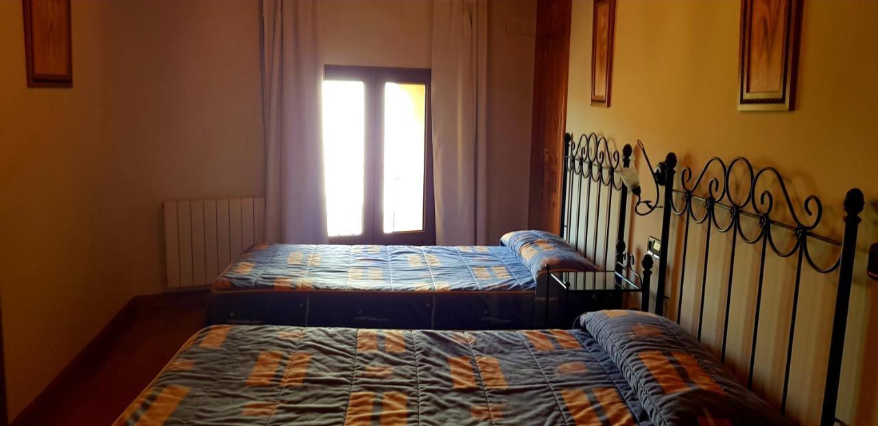 Casa Rural Tio Carlillos Hoyos del Espino Ngoại thất bức ảnh